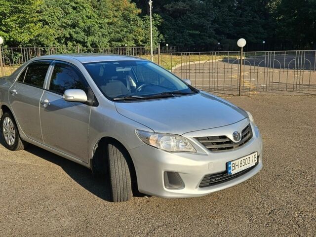 Серый Тойота Королла, объемом двигателя 1.6 л и пробегом 218 тыс. км за 10700 $, фото 1 на Automoto.ua