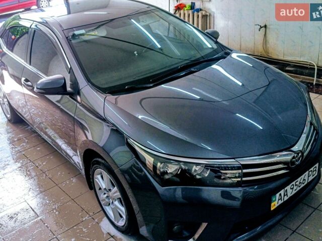 Серый Тойота Королла, объемом двигателя 1.6 л и пробегом 260 тыс. км за 11600 $, фото 1 на Automoto.ua