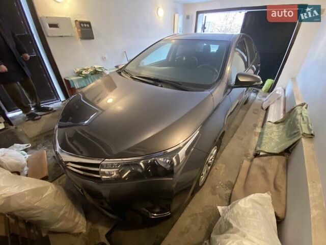 Серый Тойота Королла, объемом двигателя 1.6 л и пробегом 9 тыс. км за 16900 $, фото 1 на Automoto.ua