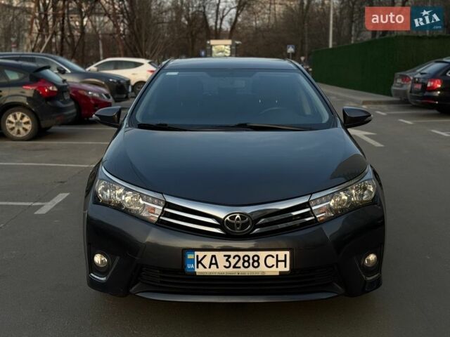 Серый Тойота Королла, объемом двигателя 1.6 л и пробегом 106 тыс. км за 12999 $, фото 1 на Automoto.ua