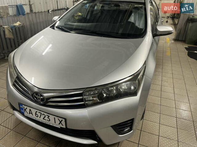 Серый Тойота Королла, объемом двигателя 1.3 л и пробегом 270 тыс. км за 7800 $, фото 1 на Automoto.ua