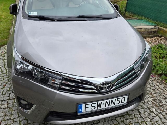 Сірий Тойота Королла, об'ємом двигуна 1.6 л та пробігом 75 тис. км за 8000 $, фото 1 на Automoto.ua