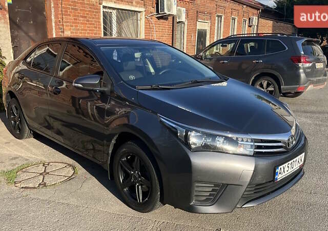 Серый Тойота Королла, объемом двигателя 1.6 л и пробегом 148 тыс. км за 13200 $, фото 1 на Automoto.ua