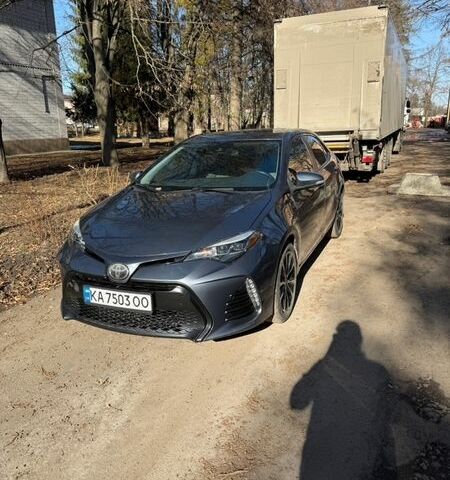 Серый Тойота Королла, объемом двигателя 1.8 л и пробегом 89 тыс. км за 13000 $, фото 1 на Automoto.ua