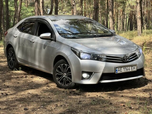 Серый Тойота Королла, объемом двигателя 1.3 л и пробегом 112 тыс. км за 15599 $, фото 1 на Automoto.ua