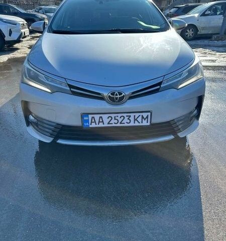 Серый Тойота Королла, объемом двигателя 1.6 л и пробегом 260 тыс. км за 11000 $, фото 1 на Automoto.ua