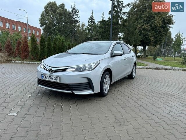 Серый Тойота Королла, объемом двигателя 1.6 л и пробегом 154 тыс. км за 10800 $, фото 1 на Automoto.ua