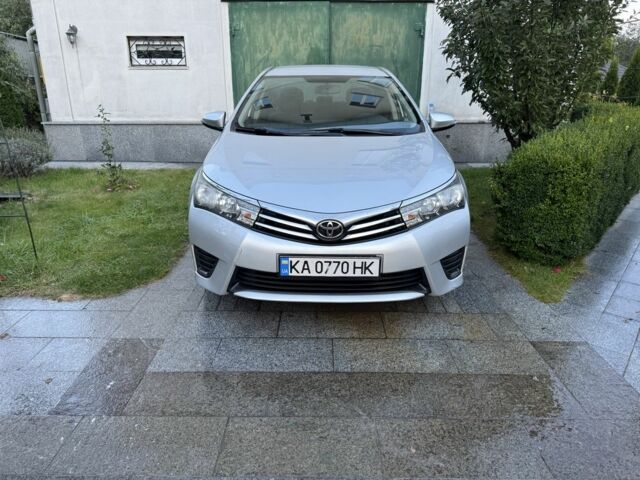 Сірий Тойота Королла, об'ємом двигуна 1.6 л та пробігом 152 тис. км за 11900 $, фото 1 на Automoto.ua