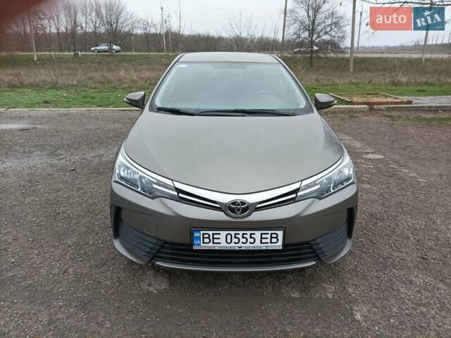 Серый Тойота Королла, объемом двигателя 1.33 л и пробегом 65 тыс. км за 12800 $, фото 1 на Automoto.ua