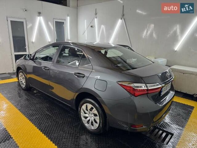 Сірий Тойота Королла, об'ємом двигуна 1.6 л та пробігом 57 тис. км за 14400 $, фото 1 на Automoto.ua