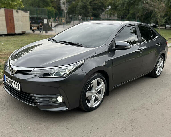 Серый Тойота Королла, объемом двигателя 1.6 л и пробегом 149 тыс. км за 17100 $, фото 1 на Automoto.ua