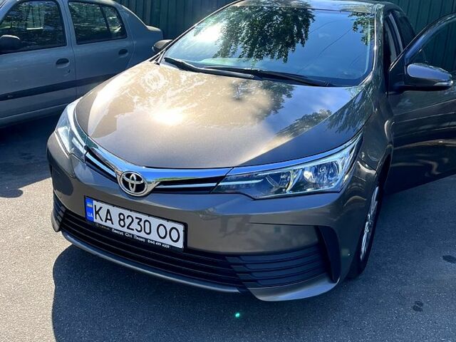 Сірий Тойота Королла, об'ємом двигуна 1.6 л та пробігом 87 тис. км за 13400 $, фото 1 на Automoto.ua