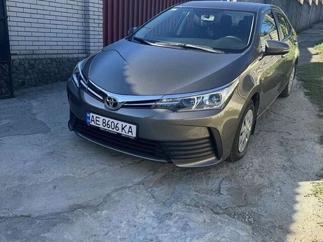 Сірий Тойота Королла, об'ємом двигуна 1.6 л та пробігом 205 тис. км за 9600 $, фото 1 на Automoto.ua