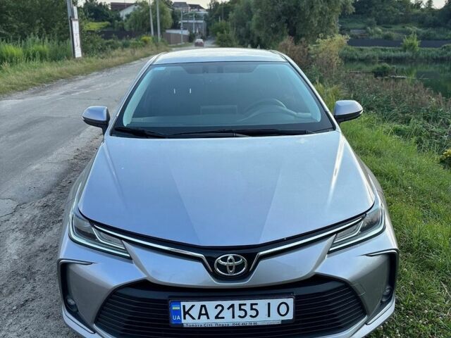 Сірий Тойота Королла, об'ємом двигуна 1.6 л та пробігом 106 тис. км за 18500 $, фото 1 на Automoto.ua