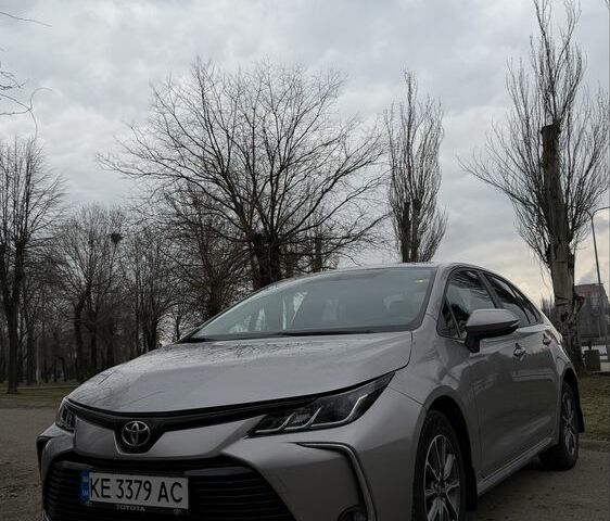 Серый Тойота Королла, объемом двигателя 1.6 л и пробегом 80 тыс. км за 16500 $, фото 1 на Automoto.ua