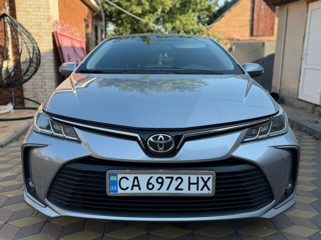 Сірий Тойота Королла, об'ємом двигуна 1.6 л та пробігом 113 тис. км за 16500 $, фото 1 на Automoto.ua