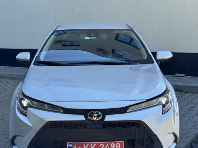 Серый Тойота Королла, объемом двигателя 1.8 л и пробегом 258 тыс. км за 13500 $, фото 1 на Automoto.ua