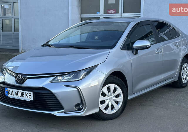 Серый Тойота Королла, объемом двигателя 1.6 л и пробегом 55 тыс. км за 19600 $, фото 1 на Automoto.ua