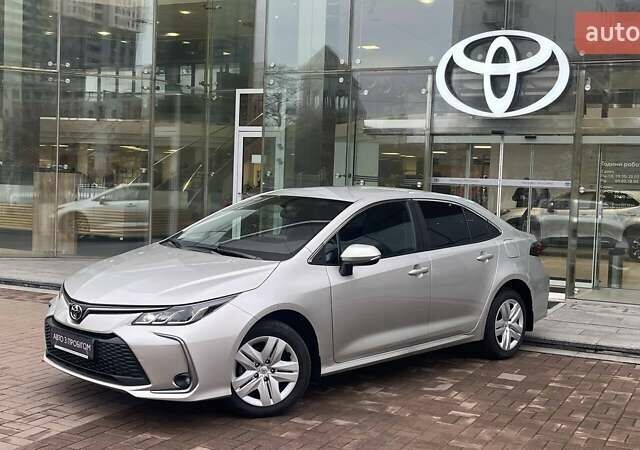 Серый Тойота Королла, объемом двигателя 1.6 л и пробегом 2 тыс. км за 26134 $, фото 1 на Automoto.ua