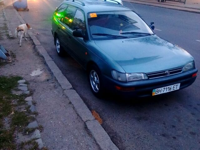 Серый Тойота Королла, объемом двигателя 1.3 л и пробегом 600 тыс. км за 2500 $, фото 1 на Automoto.ua