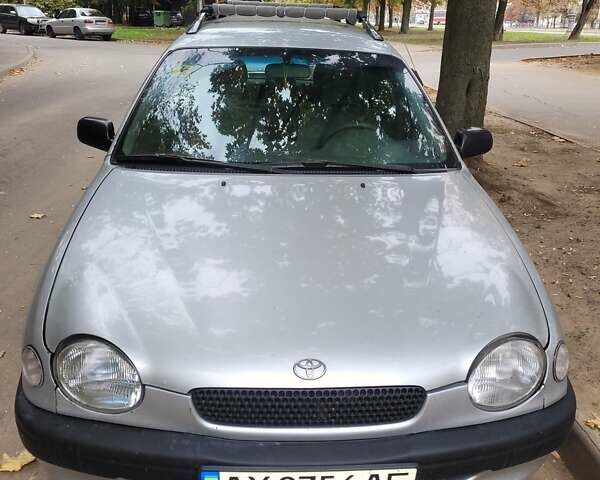 Серый Тойота Королла, объемом двигателя 1.33 л и пробегом 289 тыс. км за 3600 $, фото 1 на Automoto.ua