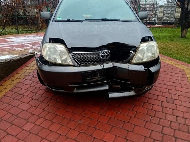 Серый Тойота Королла, объемом двигателя 16 л и пробегом 215 тыс. км за 3200 $, фото 1 на Automoto.ua