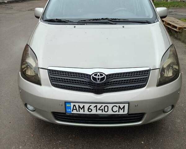 Серый Тойота Королла, объемом двигателя 1.79 л и пробегом 284 тыс. км за 5500 $, фото 1 на Automoto.ua