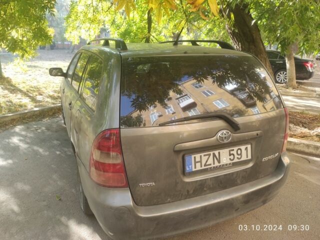 Серый Тойота Королла, объемом двигателя 2 л и пробегом 280 тыс. км за 2200 $, фото 1 на Automoto.ua