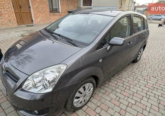 Серый Тойота Королла, объемом двигателя 2.2 л и пробегом 286 тыс. км за 7000 $, фото 1 на Automoto.ua