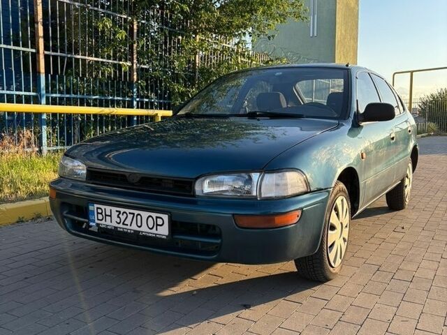 Синій Тойота Королла, об'ємом двигуна 1.6 л та пробігом 352 тис. км за 2900 $, фото 1 на Automoto.ua