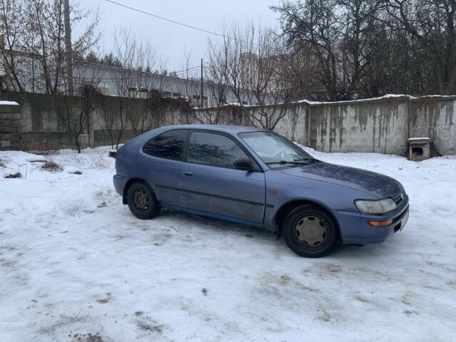 Синий Тойота Королла, объемом двигателя 1.3 л и пробегом 346 тыс. км за 931 $, фото 1 на Automoto.ua