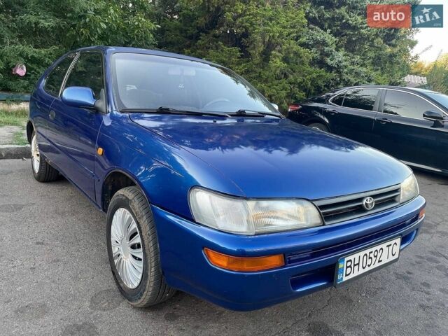 Синій Тойота Королла, об'ємом двигуна 1.33 л та пробігом 399 тис. км за 2200 $, фото 1 на Automoto.ua