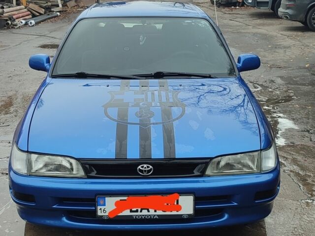 Синий Тойота Королла, объемом двигателя 1.3 л и пробегом 270 тыс. км за 3450 $, фото 1 на Automoto.ua