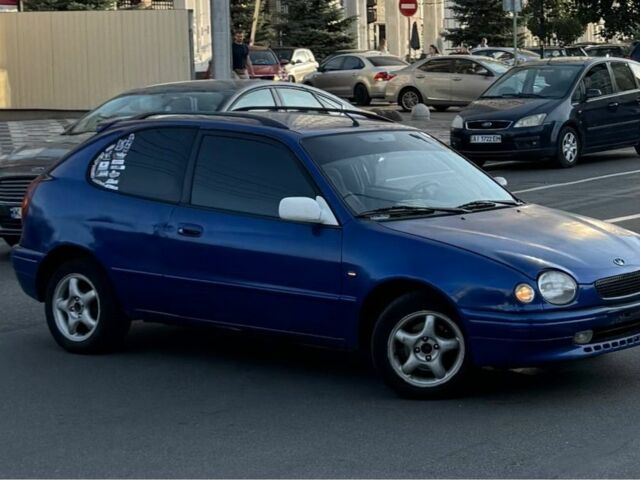 Синій Тойота Королла, об'ємом двигуна 1.4 л та пробігом 403 тис. км за 2500 $, фото 1 на Automoto.ua