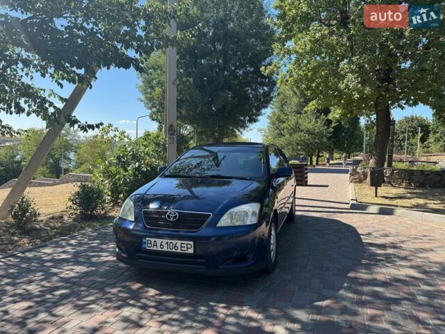 Синій Тойота Королла, об'ємом двигуна 2 л та пробігом 309 тис. км за 4500 $, фото 1 на Automoto.ua