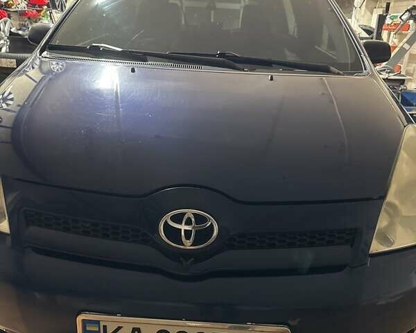 Синий Тойота Королла, объемом двигателя 2.2 л и пробегом 260 тыс. км за 4700 $, фото 1 на Automoto.ua