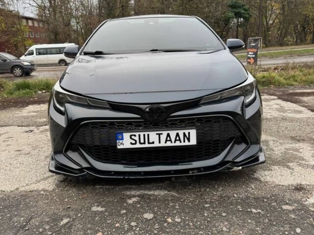 Синій Тойота Королла, об'ємом двигуна 2 л та пробігом 46 тис. км за 18000 $, фото 1 на Automoto.ua