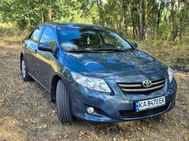Синій Тойота Королла, об'ємом двигуна 1.6 л та пробігом 180 тис. км за 6500 $, фото 1 на Automoto.ua