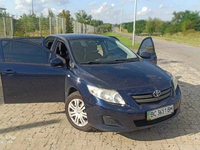 Синій Тойота Королла, об'ємом двигуна 1.6 л та пробігом 239 тис. км за 6900 $, фото 1 на Automoto.ua