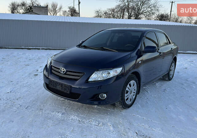 Синій Тойота Королла, об'ємом двигуна 1.6 л та пробігом 171 тис. км за 7800 $, фото 1 на Automoto.ua