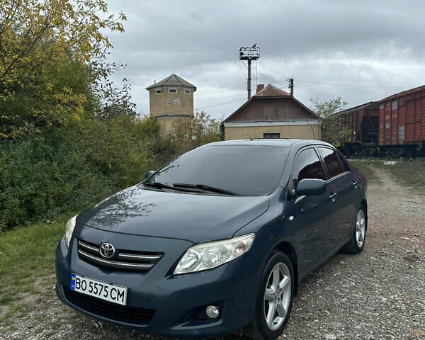 Синій Тойота Королла, об'ємом двигуна 1.6 л та пробігом 239 тис. км за 6900 $, фото 1 на Automoto.ua