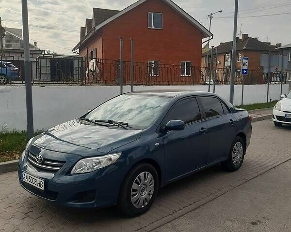 Синий Тойота Королла, объемом двигателя 1.6 л и пробегом 261 тыс. км за 6700 $, фото 1 на Automoto.ua