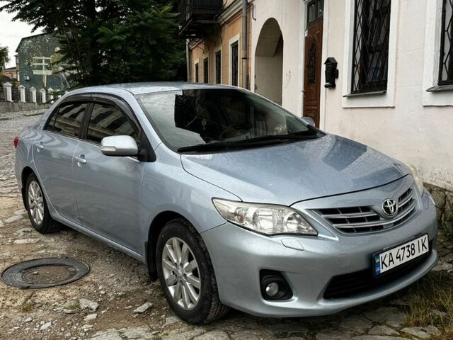 Синий Тойота Королла, объемом двигателя 1.4 л и пробегом 294 тыс. км за 7500 $, фото 1 на Automoto.ua