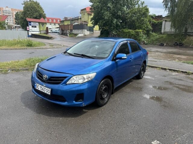 Синий Тойота Королла, объемом двигателя 1.3 л и пробегом 323 тыс. км за 4850 $, фото 1 на Automoto.ua