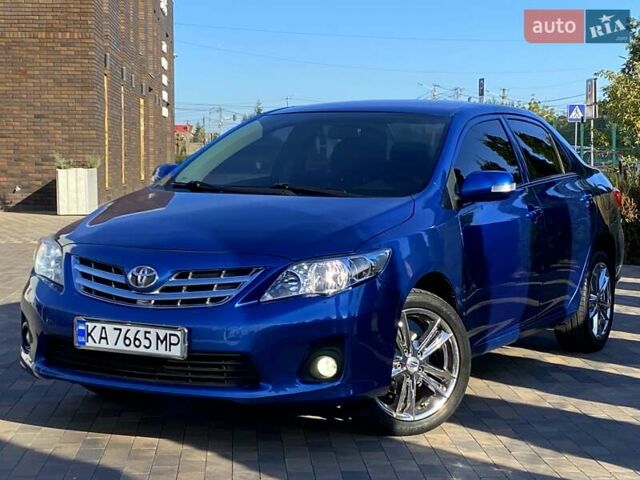 Синій Тойота Королла, об'ємом двигуна 1.3 л та пробігом 198 тис. км за 8000 $, фото 1 на Automoto.ua