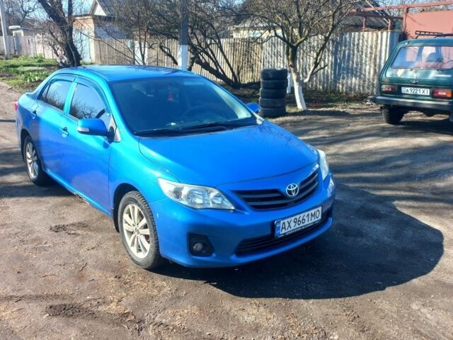 Синий Тойота Королла, объемом двигателя 1.3 л и пробегом 270 тыс. км за 4600 $, фото 1 на Automoto.ua