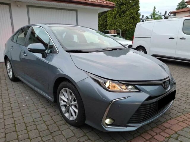 Синій Тойота Королла, об'ємом двигуна 0 л та пробігом 47 тис. км за 13500 $, фото 1 на Automoto.ua