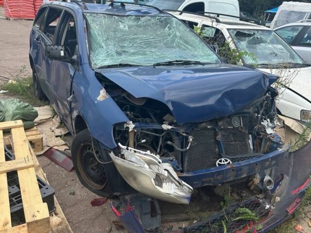 Синий Тойота Королла, объемом двигателя 1.4 л и пробегом 345 тыс. км за 700 $, фото 1 на Automoto.ua