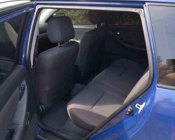 Синий Тойота Королла, объемом двигателя 2 л и пробегом 247 тыс. км за 4800 $, фото 1 на Automoto.ua