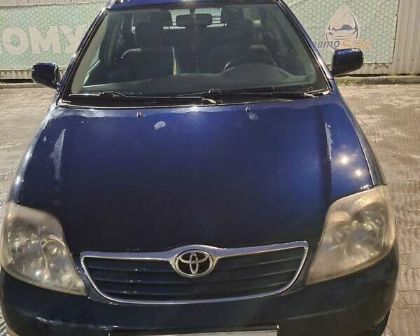Синий Тойота Королла, объемом двигателя 1.36 л и пробегом 300 тыс. км за 3800 $, фото 1 на Automoto.ua